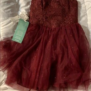 NWT party, prom, any special occasion dress
